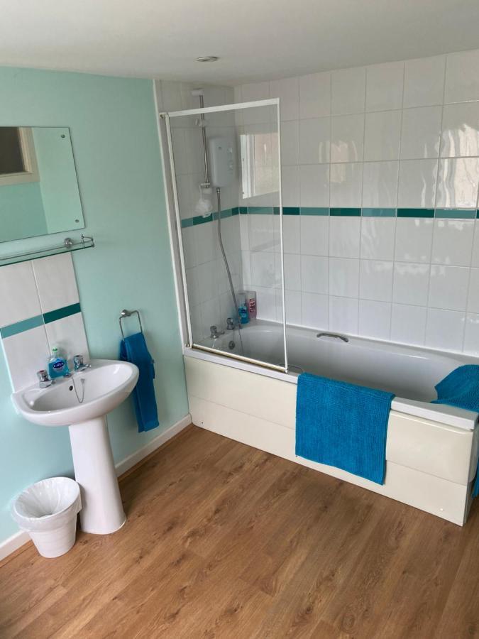 Cosy 3-Bedroom House, Stones Throw To Beach Weymouth Eksteriør bilde